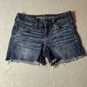 American Eagle Outfitter Shorts‎ Womens 2 Blue Jean Super Stretch Shorts